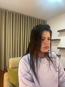 Snapshot of Alice_Biel chatting on 01.09.25 Alice Biel online show from 01.09.25