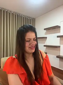 Snapshot of Alice_Biel chatting on 01.20.25 Alice Biel online show from 01.20.25