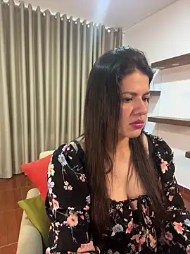 Snapshot of Alice_Biel chatting on 02.28.25 Alice Biel online show from 02.28.25