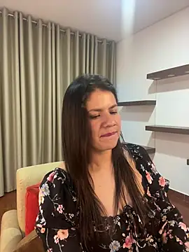 Snapshot of Alice_Biel chatting on 03.20.25 Alice Biel online show from 03.20.25