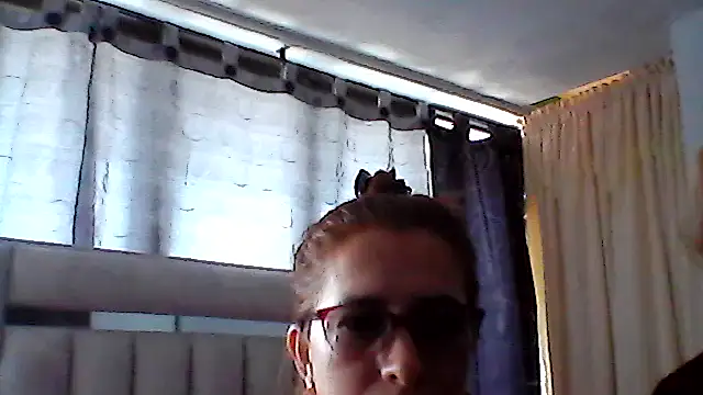 Snapshot of karlabarrera chatting on 05.26.26 karlabarrera online show from 05.26.26