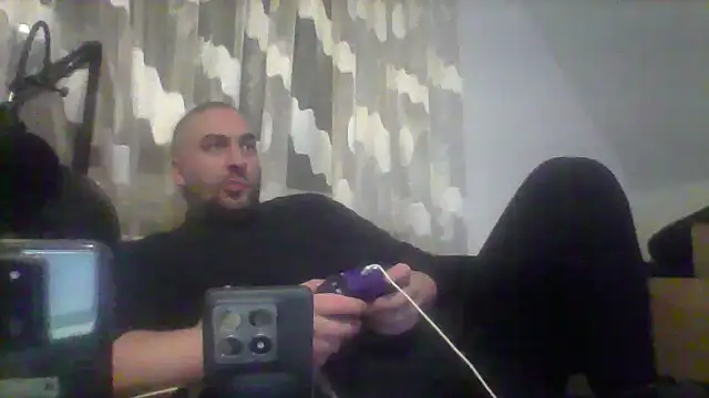 Snapshot of NewyorkDimi chatting on 01.19.25 NewyorkDimi online show from 01.19.25