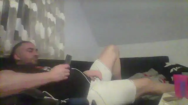 Snapshot of NewyorkDimi chatting on 02.13.25 NewyorkDimi online show from 02.13.25