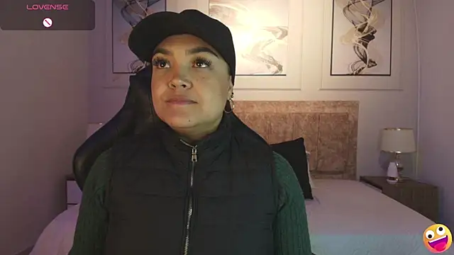 lyn adamns online show from 01.03.25