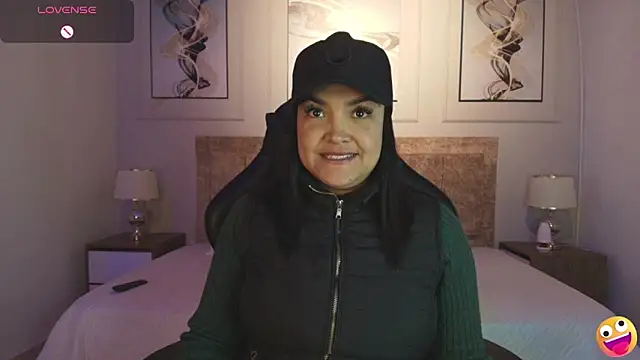 lyn adamns online show from 01.03.25