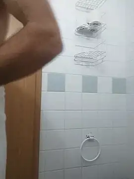 Snapshot of jonyfree1978 chatting on 02.14.25 jonyfree1978 online show from 02.14.25