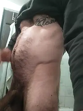 Snapshot of jonyfree1978 chatting on 02.18.25 jonyfree1978 online show from 02.18.25