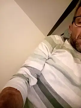 Snapshot of jonyfree1978 chatting on 09.10.25 jonyfree1978 online show from 09.10.25