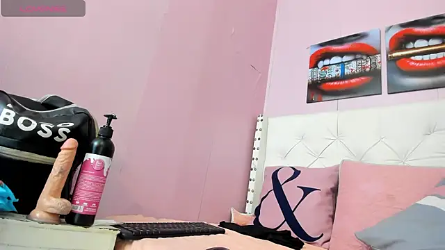 Snapshot of alice__tylor chatting on 02.10.25 alice tylor online show from 02.10.25