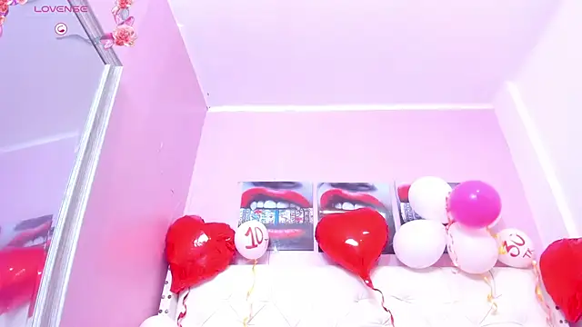 Snapshot of alice__tylor chatting on 02.17.25 alice tylor online show from 02.17.25