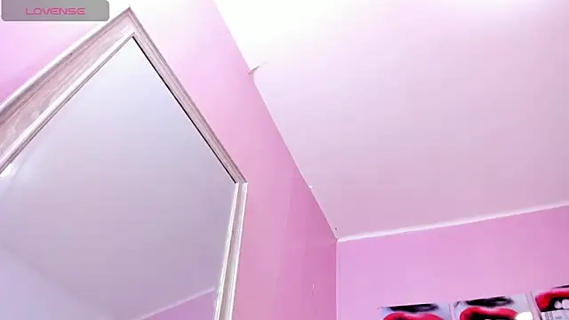 Snapshot of alice__tylor chatting on 03.21.25 alice tylor online show from 03.21.25