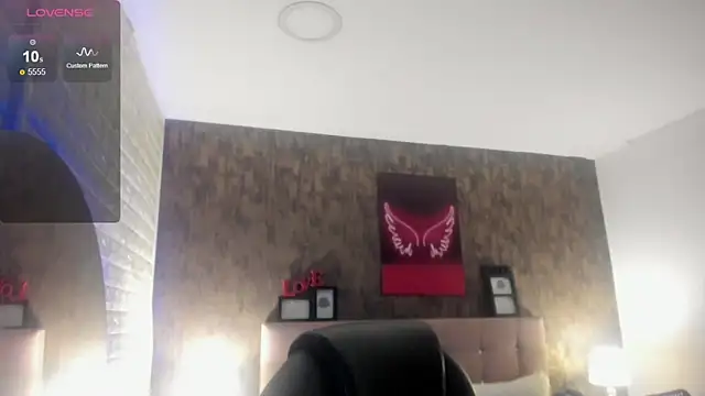 Snapshot of alice__tylor chatting on 10.04.25 alice tylor online show from 10.04.25