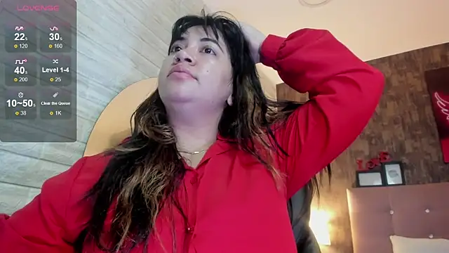 Snapshot of alice__tylor chatting on 10.10.25 alice tylor online show from 10.10.25