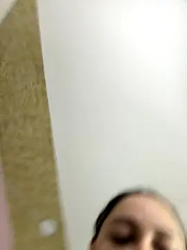 Snapshot of PandoraRider chatting on 10.29.25 PandoraRider online show from 10.29.25