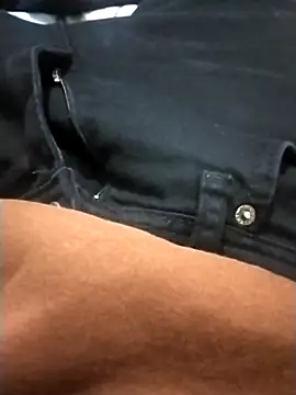 Snapshot of keynokall chatting on 10.03.25 keynokall online show from 10.03.25