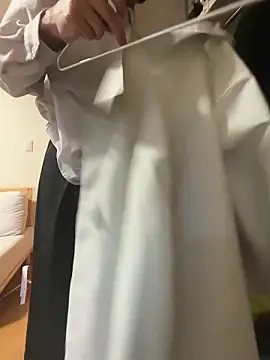 UKI06 online show from 03.30.26