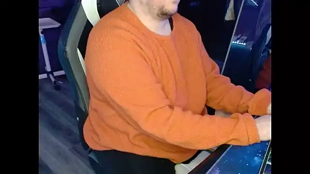 tuxedomasc 95 online show from 02.19.25