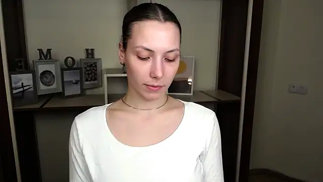 VanessaMay  online show from 03.13.26