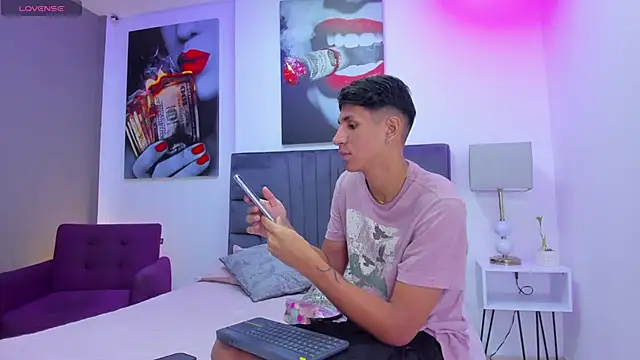 kieran derek online show from 11.23.25