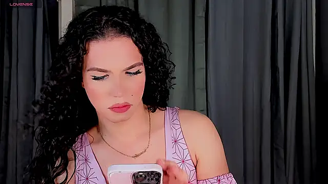 gatitavenecis online show from 12.18.24