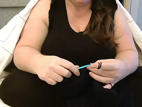 Snapshot of MarthaBriest chatting on 02.09.25 MarthaBriest online show from 02.09.25