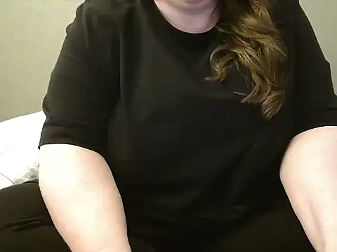 Snapshot of MarthaBriest chatting on 02.20.25 MarthaBriest online show from 02.20.25