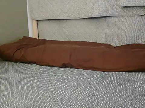 Snapshot of MarthaBriest chatting on 03.05.25 MarthaBriest online show from 03.05.25