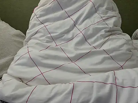 Snapshot of MarthaBriest chatting on 11.19.25 MarthaBriest online show from 11.19.25