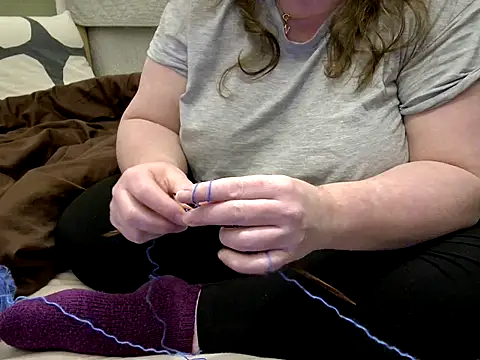 Snapshot of MarthaBriest chatting on 04.26.26 MarthaBriest online show from 04.26.26