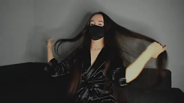 AngelinaAdderly online show from 04.17.26