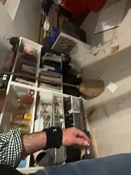 Snapshot of lucboyslam chatting on 12.17.24 lucboyslam online show from 12.17.24