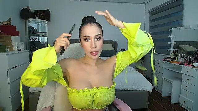 aya saki online show from 12.15.25