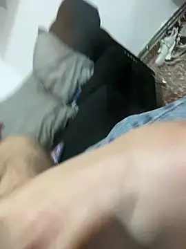 Snapshot of Tomito14 chatting on 10.17.25 Tomito14 online show from 10.17.25