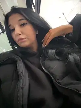 Snapshot of Tisha_Busty chatting on 11.19.25 Tisha Busty online show from 11.19.25