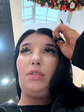 Snapshot of Tisha_Busty chatting on 12.14.25 Tisha Busty online show from 12.14.25