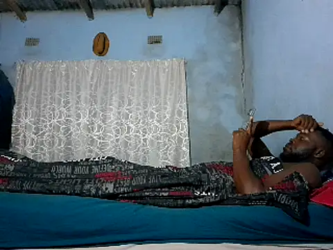 Snapshot of Touch_mysoul chatting on 03.19.25 Touch mysoul online show from 03.19.25