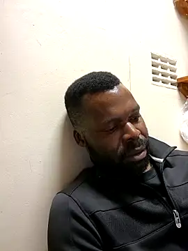 Snapshot of Touch_mysoul chatting on 10.31.25 Touch mysoul online show from 10.31.25