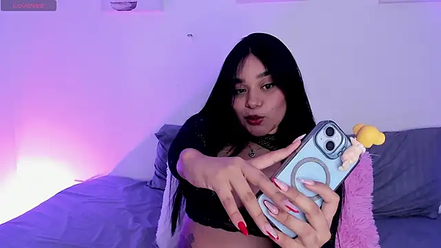 Sofi-James online show from 02.23.25