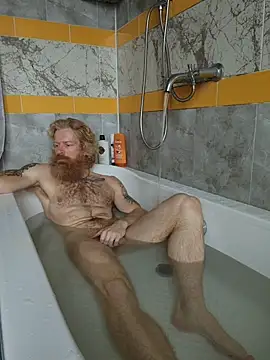 Snapshot of Gingerbeard40 chatting on 02.19.26 Gingerbeard40 online show from 02.19.26