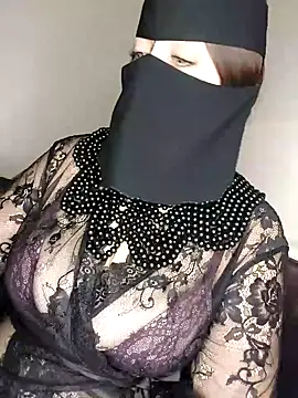 Snapshot of -Arab_milf- chatting on 12.27.24 -Arab milf- online show from 12.27.24