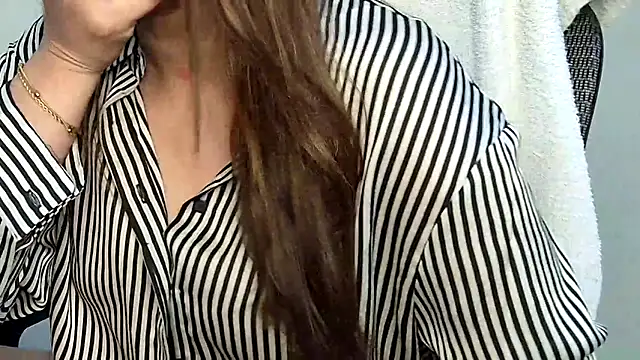 MIss-Naina online show from 04.17.26