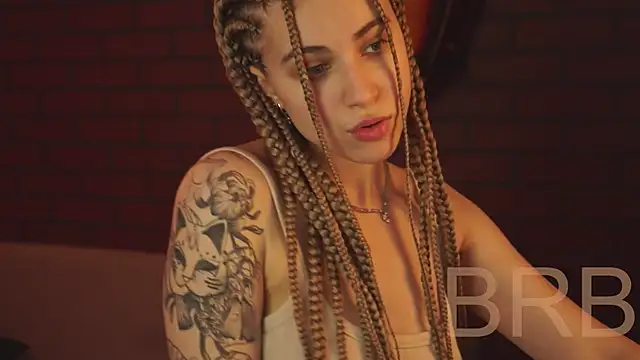 EllieCutes online show from 02.11.25