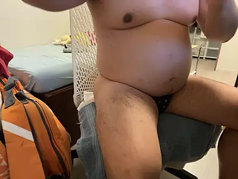 Snapshot of loinclothgay chatting on 01.06.25 loinclothgay online show from 01.06.25