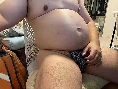 Snapshot of loinclothgay chatting on 02.05.25 loinclothgay online show from 02.05.25