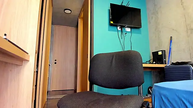 Huge latin cock online show from 06.11.26