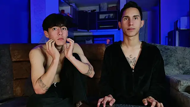 Snapshot of MillersKink chatting on 03.16.25 MillersKink online show from 03.16.25