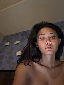 Snapshot of thai-dreamgirl chatting on 03.12.26 thai-dreamgirl online show from 03.12.26