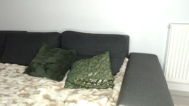 Snapshot of ElizabethAC chatting on 02.24.25 ElizabethAC online show from 02.24.25