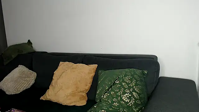 Snapshot of ElizabethAC chatting on 10.09.25 ElizabethAC online show from 10.09.25