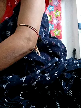 miss-Riy online show from 09.10.25